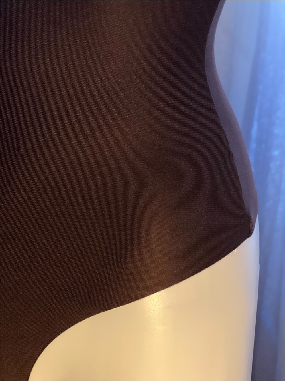 SKIMS Cocoa Unlined Plunge Thong Bodysuit | Size Small | NWOT